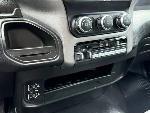 Used 2021 RAM 3500 Tradesman w/ Chrome Appearance Group RWD image 17