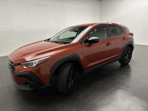 Used 2024 Subaru Crosstrek 2.0i AWD/4WD image 4
