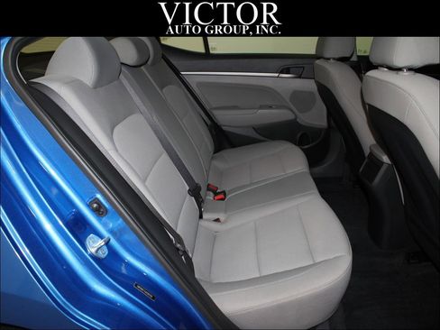 Used 2018 Hyundai Elantra SEL FWD image 34