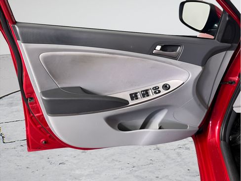 Used 2017 Hyundai Accent SE FWD image 9