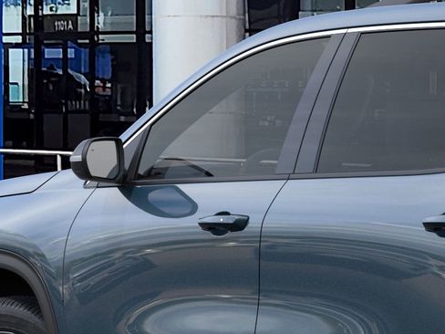 New 2026 Chevrolet Traverse LT w/ Sun and Wheel Package image 12