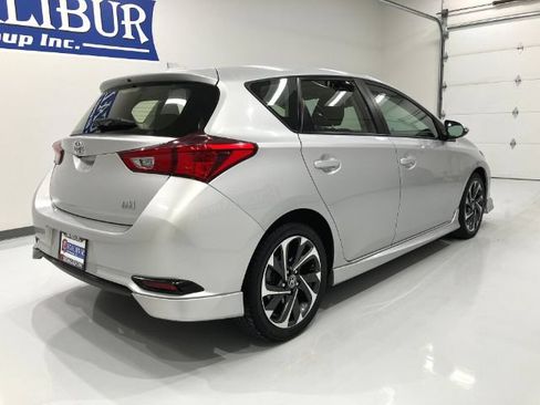 Used 2017 Toyota Corolla iM w/ All-Weather Mat Package FWD image 14