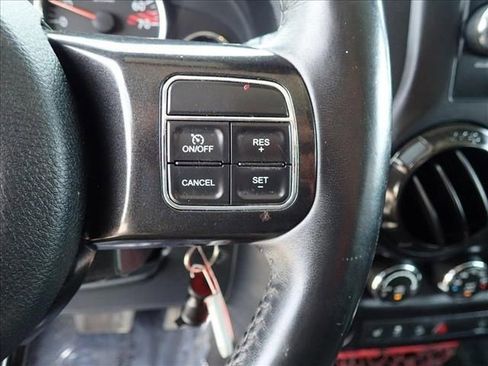 Used 2018 Jeep Wrangler Rubicon AWD/4WD image 14