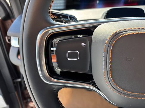 New 2025 Lincoln Navigator L Black Label image 16