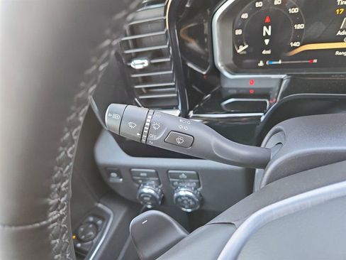 New 2026 GMC Sierra 1500 Elevation w/ Preferred Package image 18