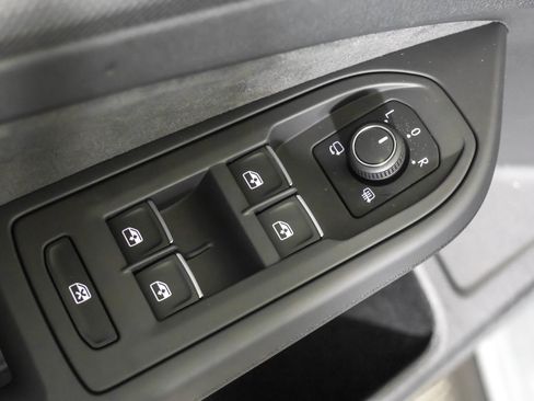 New 2026 Volkswagen GTI SE image 32