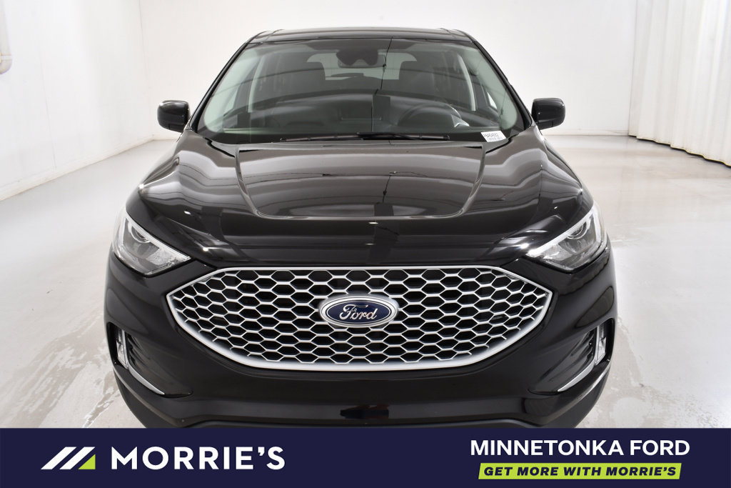 Used 2023 Ford Edge SEL w/ Convenience Package AWD/4WD image 3