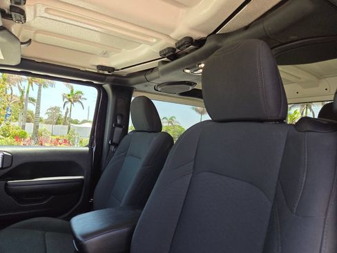 Used 2021 Jeep Wrangler Sport AWD/4WD image 24