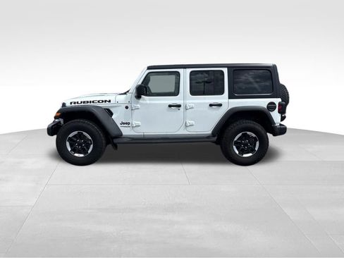 Used 2022 Jeep Wrangler Unlimited Rubicon w/ Cold Weather Group AWD/4WD image 3