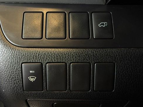 Used 2016 Toyota Highlander XLE image 35