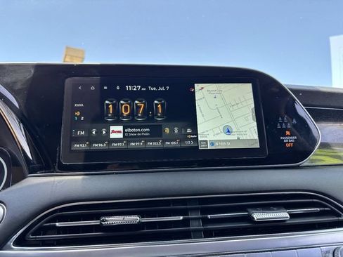 Used 2022 Hyundai Palisade Limited AWD/4WD image 23