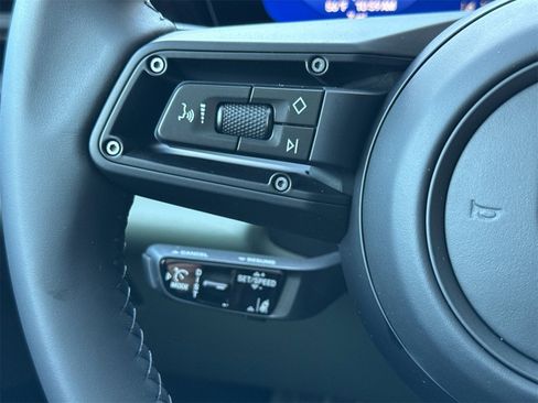 New 2025 Porsche Macan Electric image 28