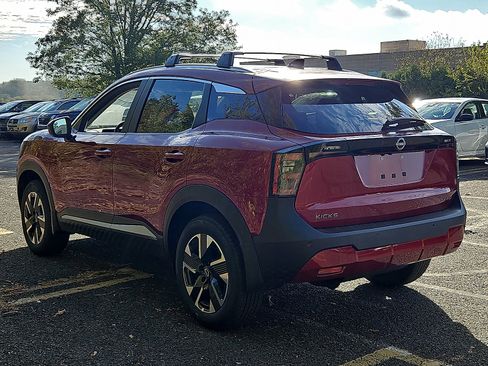 New 2026 Nissan Kicks SV w/ SV Premium Package image 4