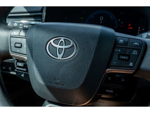 Used 2026 Toyota Camry LE w/ Convenience Package FWD image 28