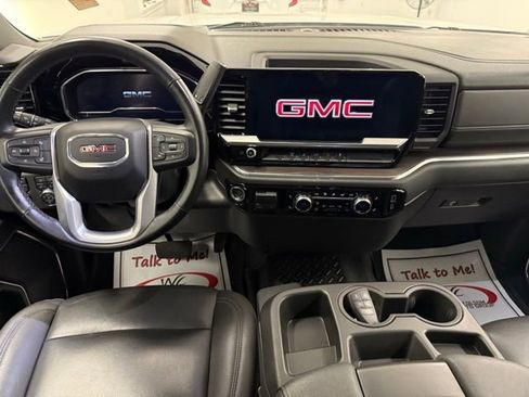 Used 2024 GMC Sierra 3500 SLT image 19