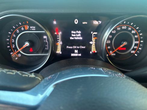 Used 2021 Jeep Wrangler Unlimited Sahara w/ Safety Group image 17