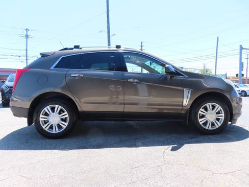 Used 2015 Cadillac SRX Luxury w/ Driver Awareness Package AWD/4WD image 6