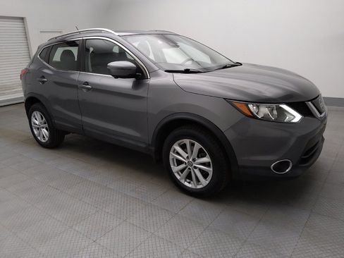 Used 2019 Nissan Rogue Sport SV w/ Technology Package FWD image 11