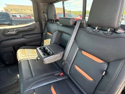 Used 2023 GMC Sierra 1500 AT4 w/ AT4 Premium Package AWD/4WD image 47