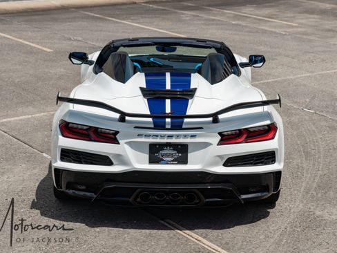 Used 2024 Chevrolet Corvette Z06 RWD image 24