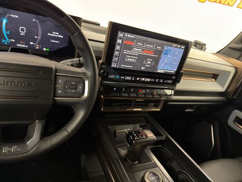 Used 2025 GMC Hummer EV 3X w/ Extreme Off-Road Package AWD/4WD image 18