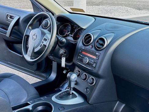 Used 2012 Nissan Rogue S image 5