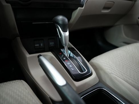 Used 2015 Honda Civic EX image 29