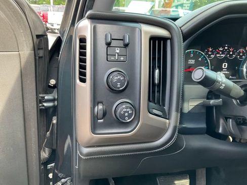 Used 2018 GMC Sierra 1500 Denali w/ Denali Ultimate Package AWD/4WD image 10