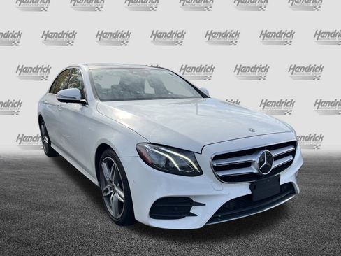 Certified 2019 Mercedes-Benz E 300 4MATIC image 2