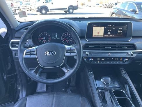Used 2021 Kia Telluride EX w/ EX Premium Package image 18