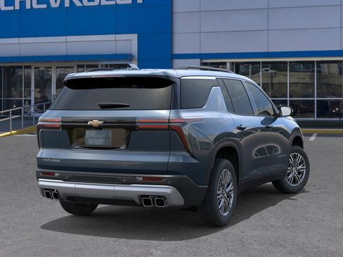 New 2026 Chevrolet Traverse LT w/ Driver Confidence Package image 4