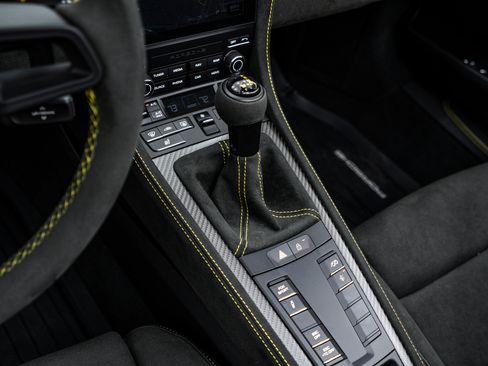 Certified 2025 Porsche 718 Boxster Spyder RS image 18