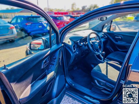 Used 2019 Chevrolet Trax LS w/ LPO, Protection Package image 10