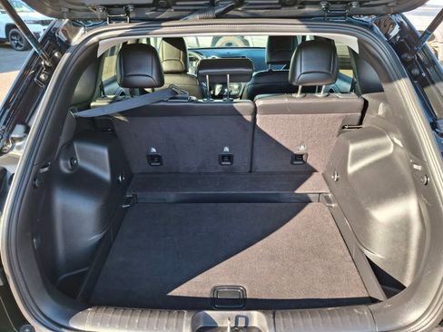 Certified 2019 Jeep Cherokee Latitude Plus image 19