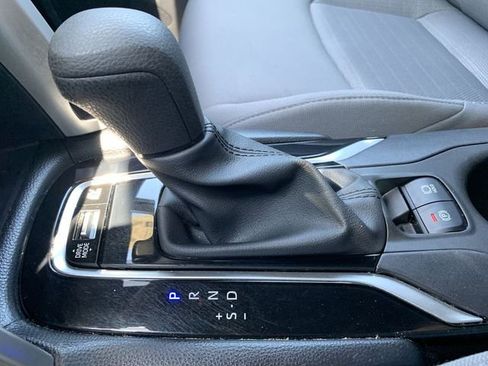 Used 2024 Toyota Corolla Cross AWD Hybrid image 25