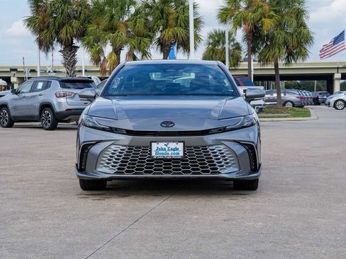 Used 2025 Toyota Camry XSE image 6