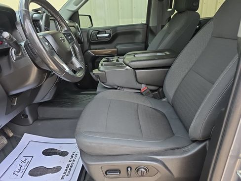 Used 2019 Chevrolet Silverado 1500 RST w/ All-Star Edition AWD/4WD image 2