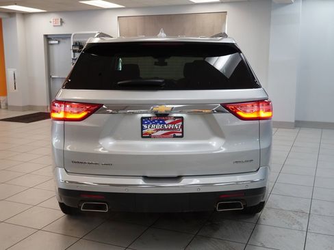Used 2021 Chevrolet Traverse Premier AWD/4WD image 11