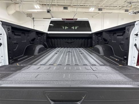 New 2026 Chevrolet Silverado 3500 LT image 24