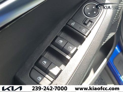 Certified 2023 Kia Seltos S image 16