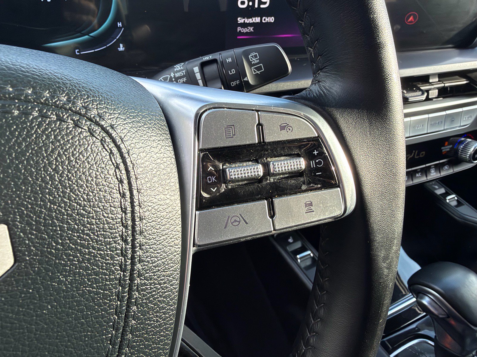 Used 2025 Kia Telluride S AWD/4WD image 27