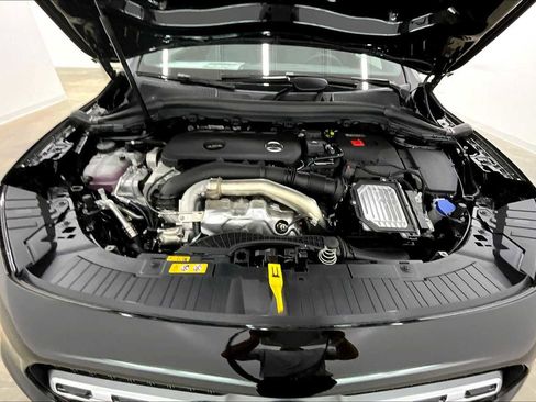 New 2026 Mercedes-Benz GLA 250 image 16