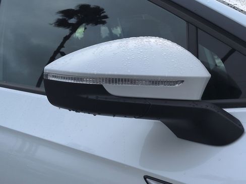 Used 2023 Volkswagen ID.4 Pro S image 18