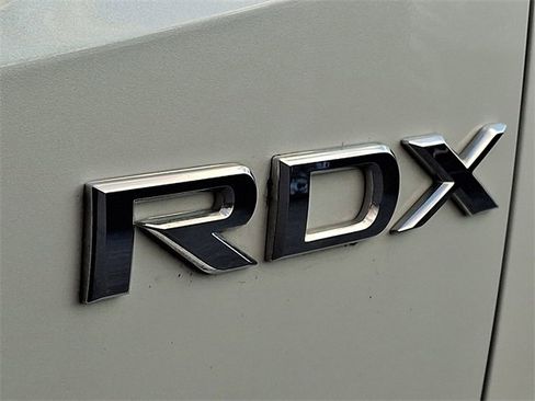 Used 2025 Acura RDX w/ Technology Package image 34