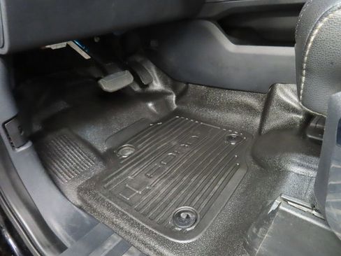 Used 2023 Ford F250 Lariat w/ Lariat Ultimate Package image 59