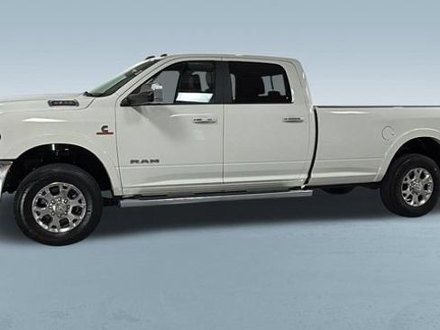 Used 2021 RAM 3500 Laramie w/ Cold Weather Group AWD/4WD image 9