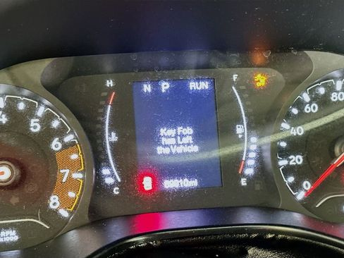 Used 2022 Jeep Compass Latitude image 12