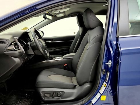 Certified 2023 Toyota Camry LE image 33