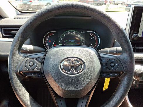 Certified 2025 Toyota RAV4 LE image 19