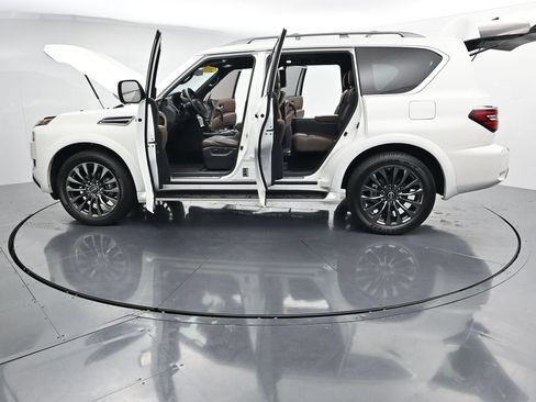 Used 2023 Nissan Armada Platinum w/ Captain's Chairs Package AWD/4WD image 45